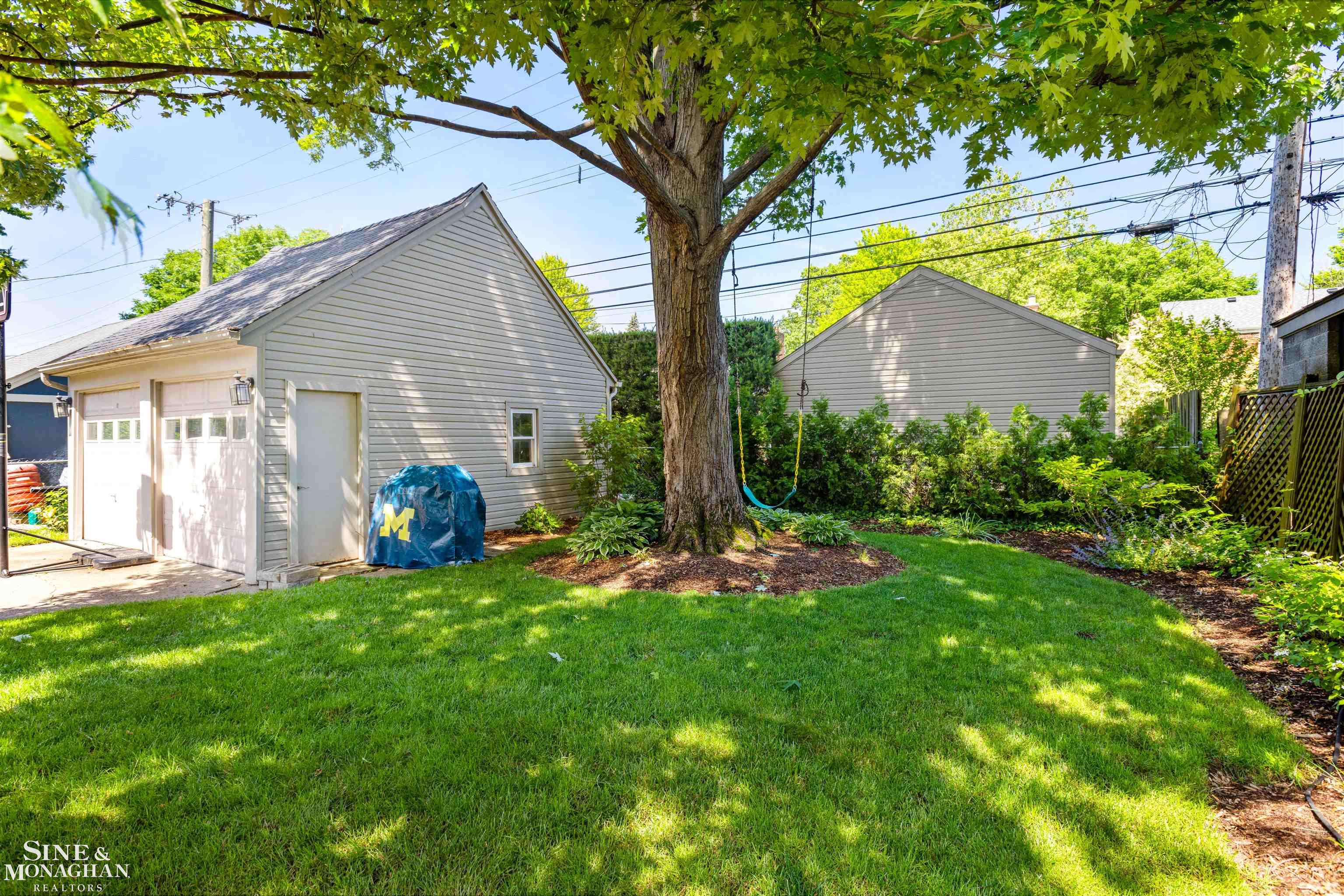1382 Harvard Road Grosse Pointe Park, MI 48230 - Photo 38 of 45