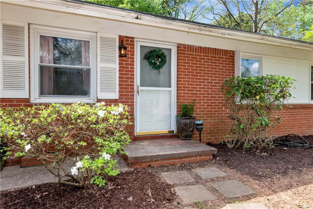 1020 Verdi Way Clarkston, GA 30021 - Photo 2 of 37