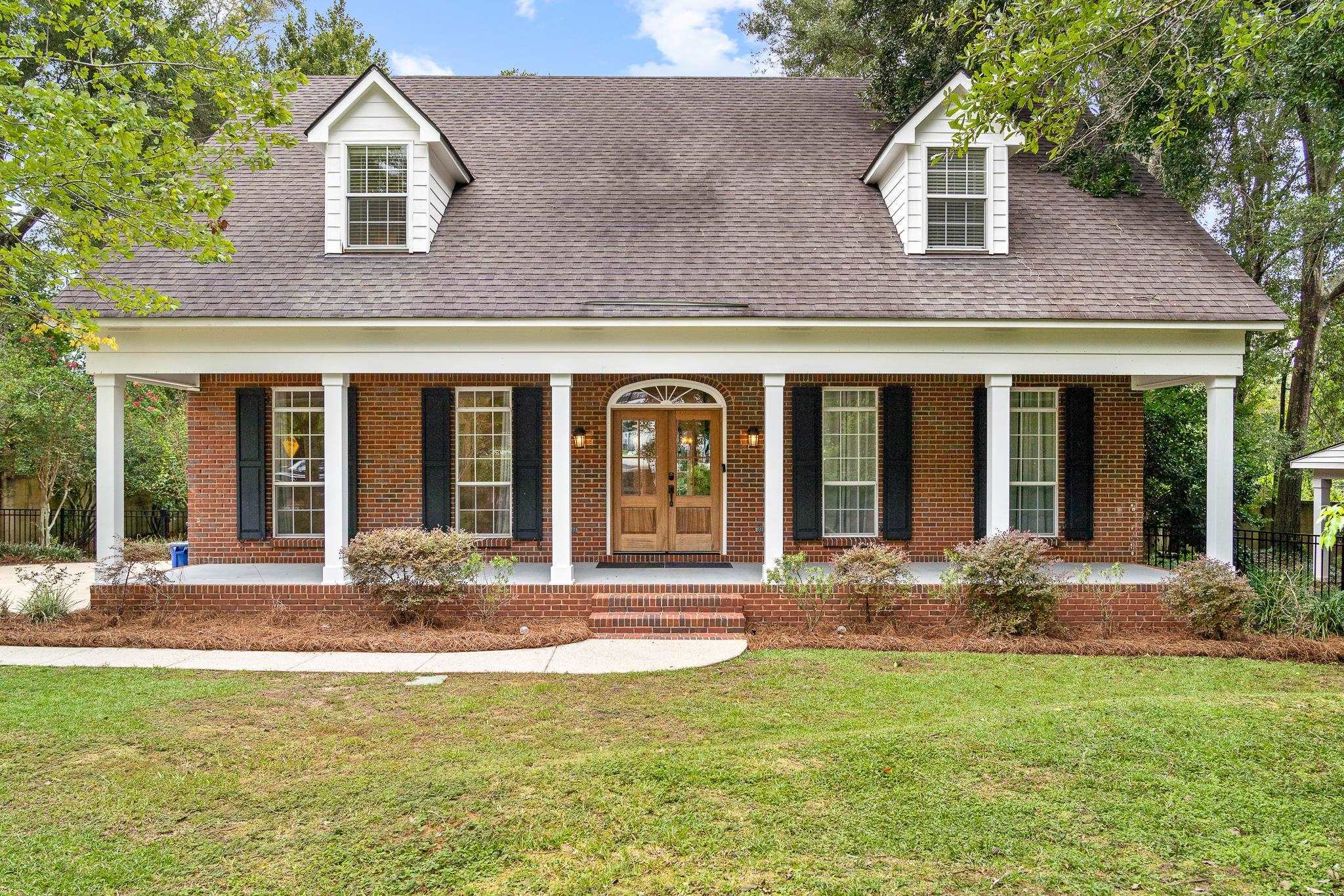 309 Perdido Avenue Fairhope, AL 36532 - Photo 2 of 40 Front Of Structure