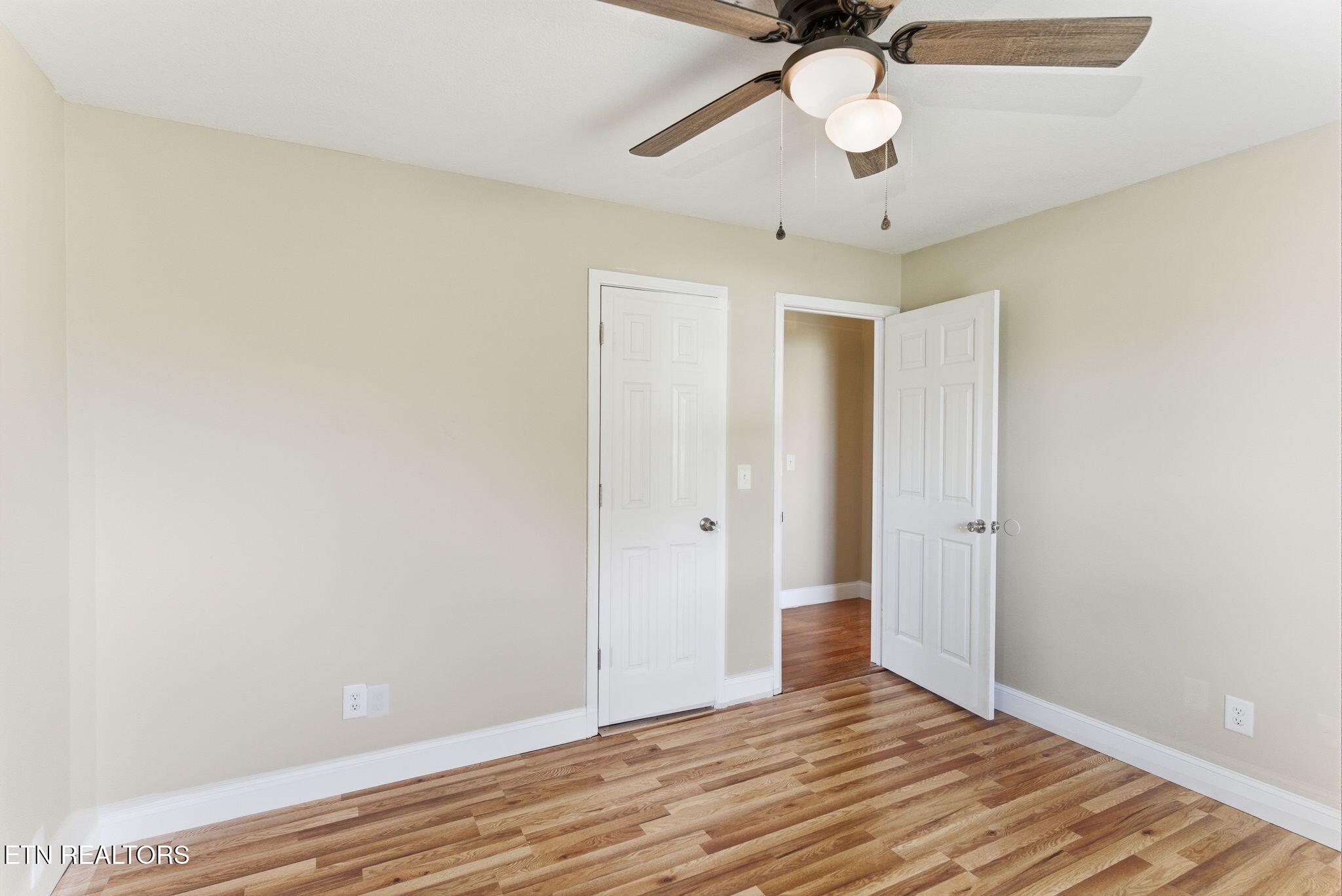 226 Acorn Drive Plainview, TN 37721 - Photo 11 of 21 025_DSC09624