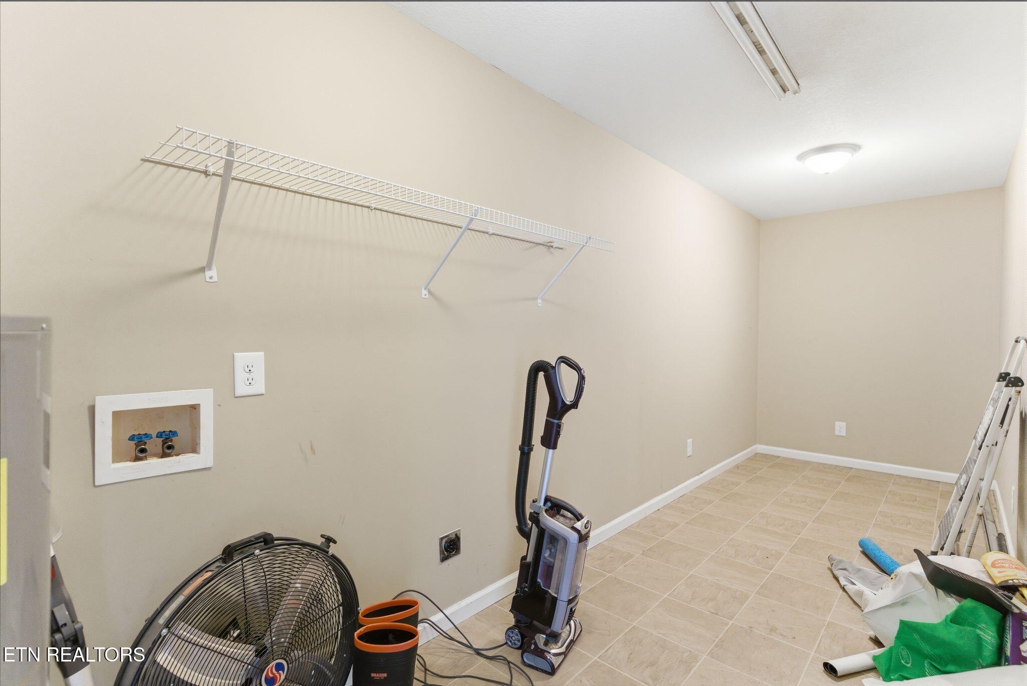 226 Acorn Drive Plainview, TN 37721 - Photo 16 of 21 034_DSC09552