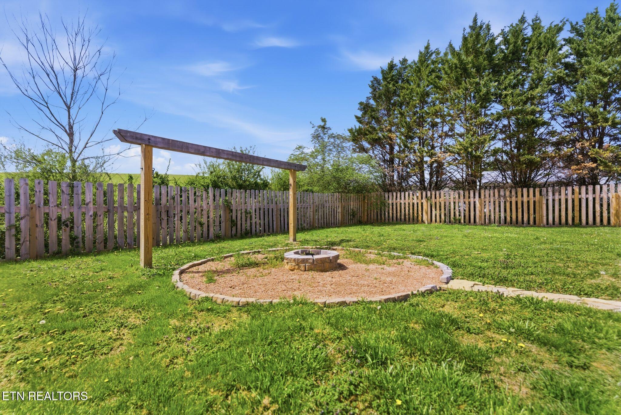 226 Acorn Drive Plainview, TN 37721 - Photo 17 of 21 044_DSC09648