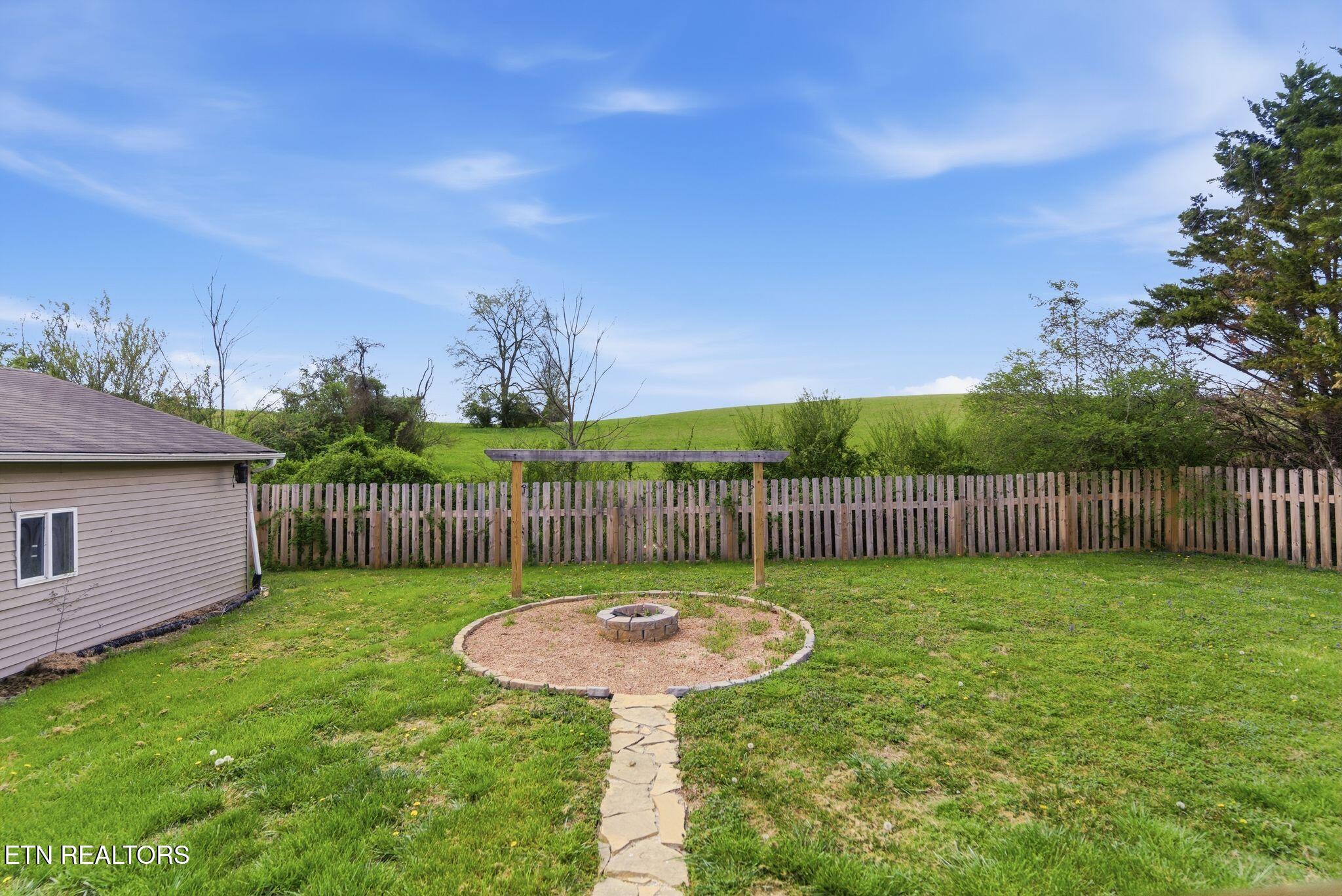 226 Acorn Drive Plainview, TN 37721 - Photo 20 of 21 050_DSC09672