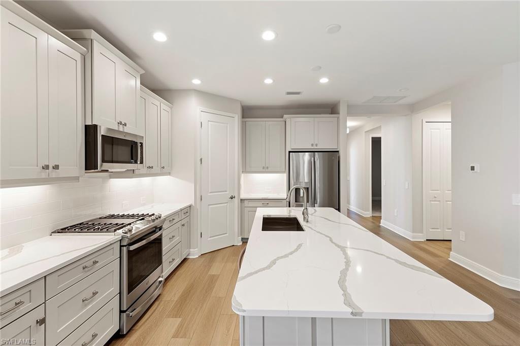 2365 Ariane Drive Naples, FL 34112 - Photo 3 of 36