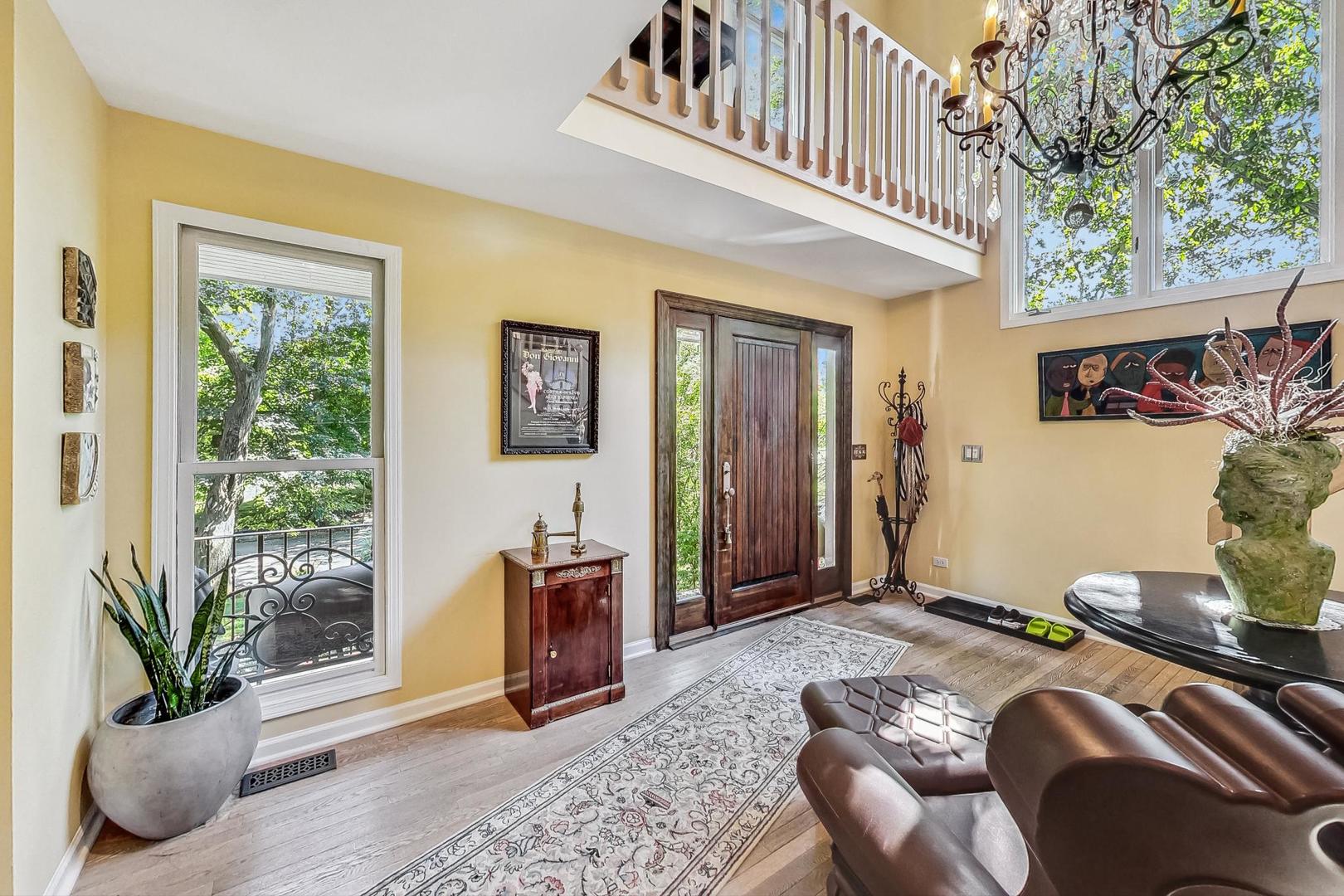 551 Ravinia Road Highland Park, IL 60035 - Photo 3 of 35 Gallery Image 3