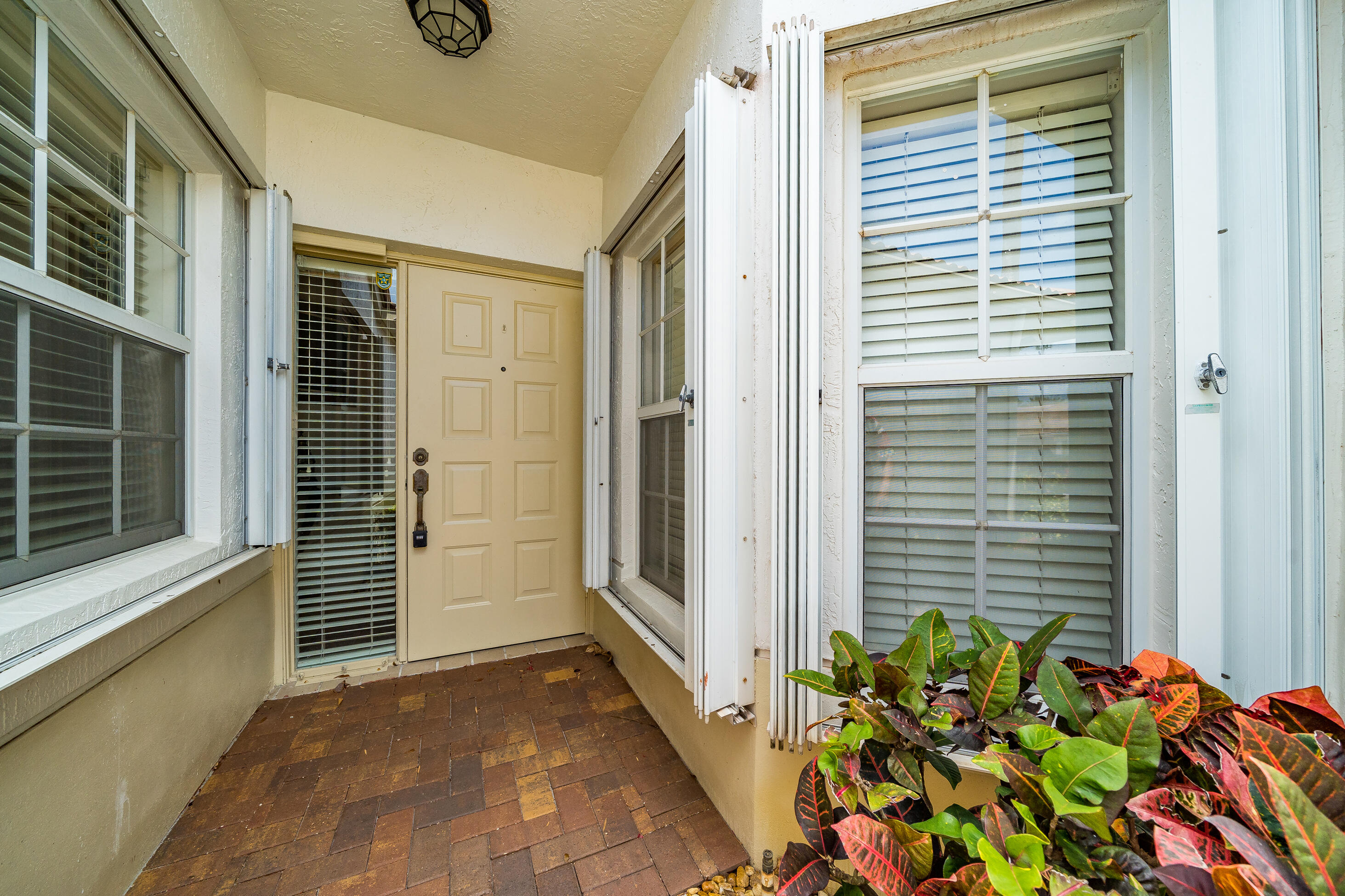 6090 Heliconia Road Delray Beach, FL 33484 - Photo 2 of 20 Entrance Way