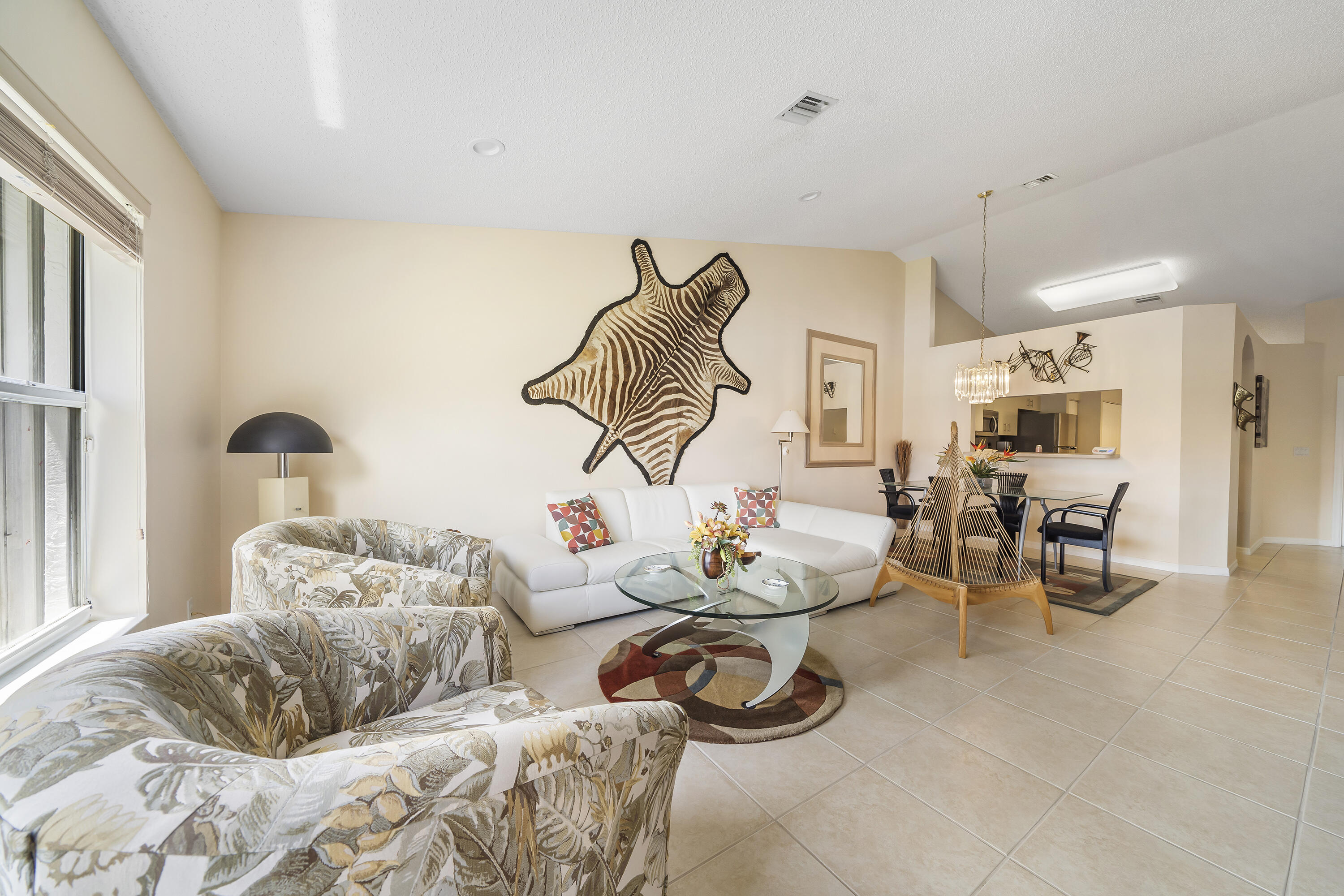 6090 Heliconia Road Delray Beach, FL 33484 - Photo 7 of 20 Living Room