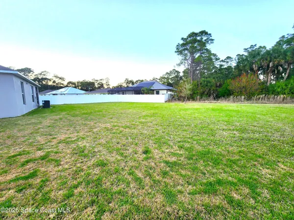 $345,999 | 988 Corbin Circle Southwest, Palm Bay, FL 32908