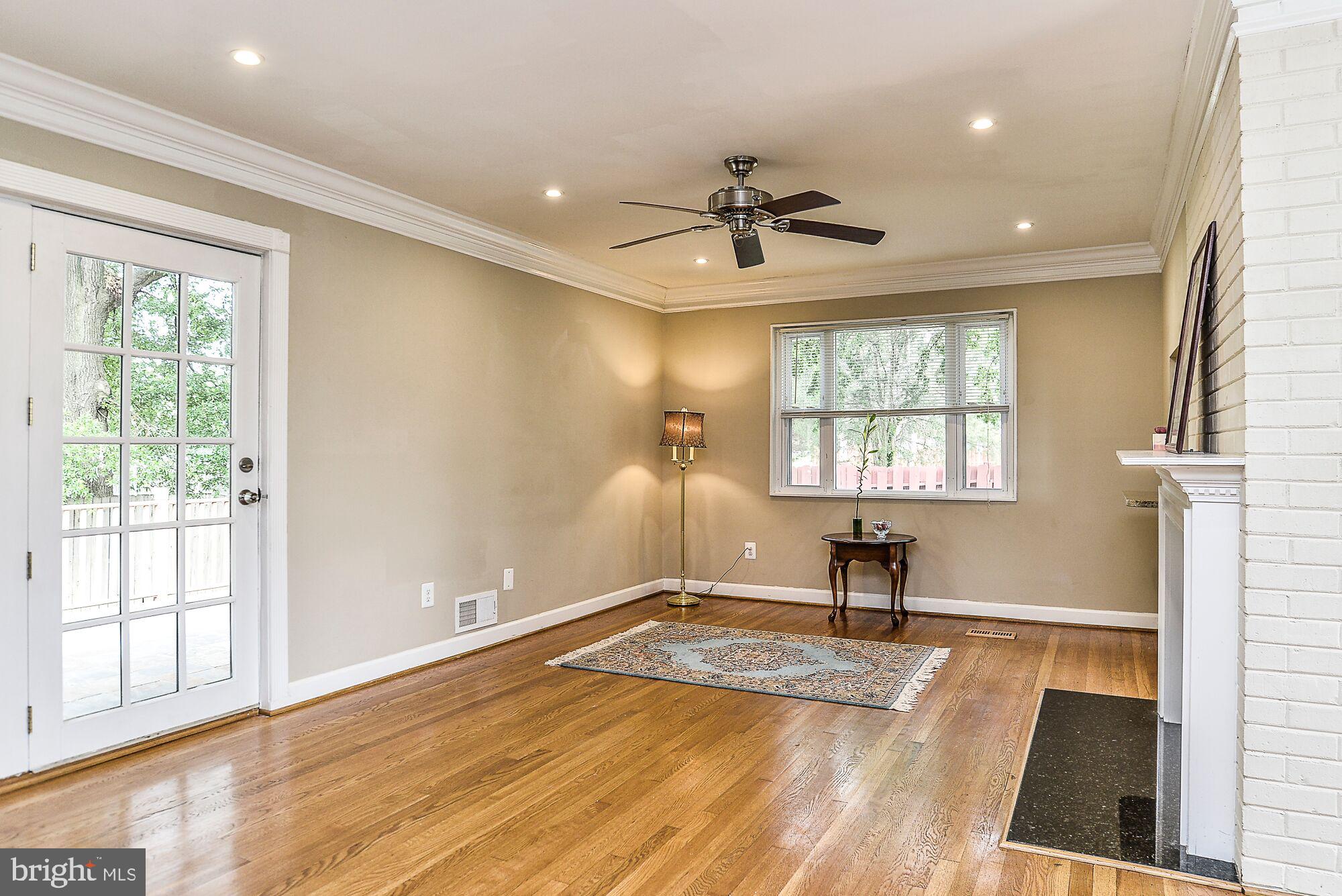 7219 Monticello Boulevard Springfield, VA 22150 - Photo 9 of 29
