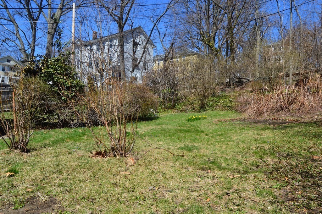 4 Maxwell Court Worcester, MA 01607 - Photo 4 of 29