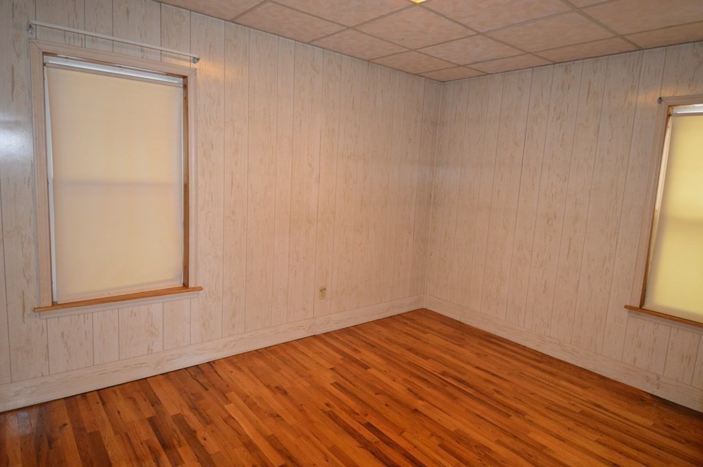 4 Maxwell Court Worcester, MA 01607 - Photo 10 of 29