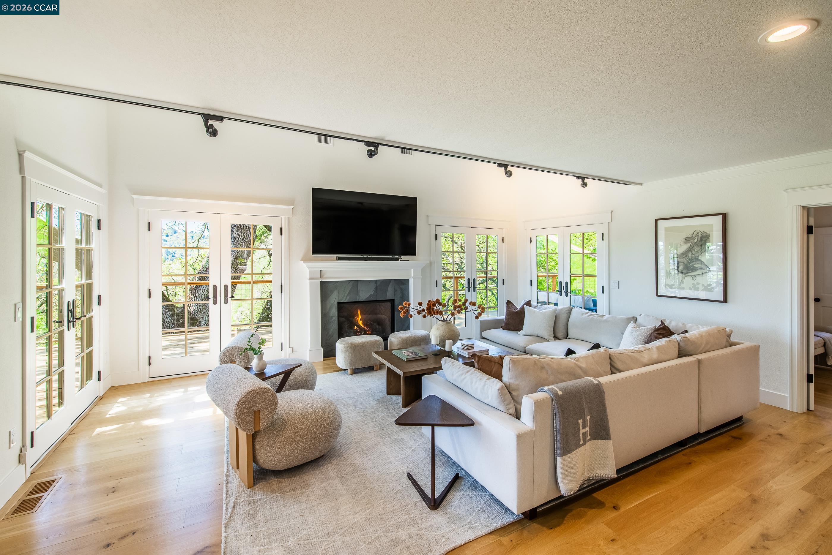 33 Deer Trail Lafayette, CA 94549 - Photo 18 of 59