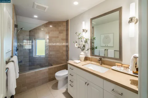 $4,850,000 | 33 Deer Trail, Lafayette, CA 94549