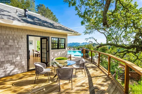 $4,850,000 | 33 Deer Trail, Lafayette, CA 94549