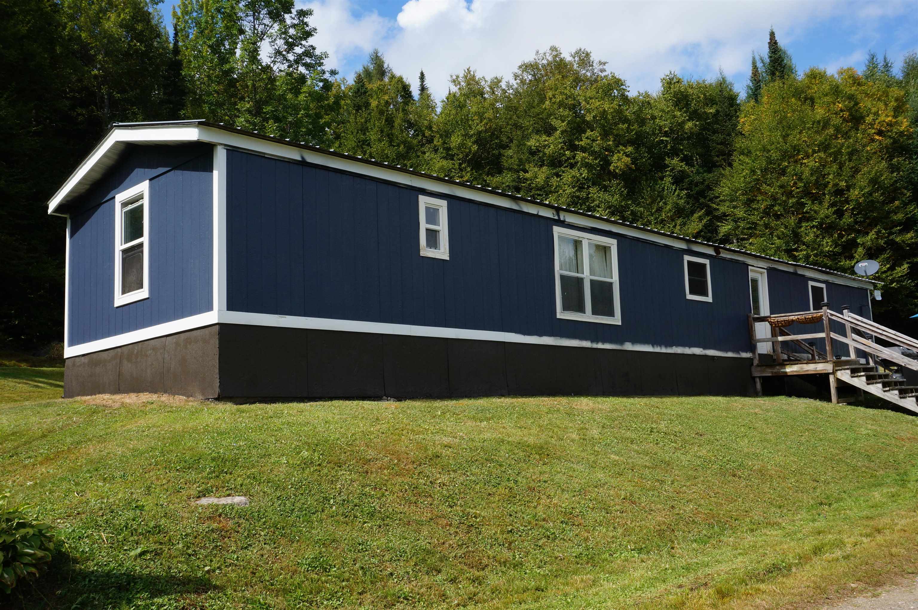 291 East Main Street Lunenburg, VT 05906 - Photo 3 of 17
