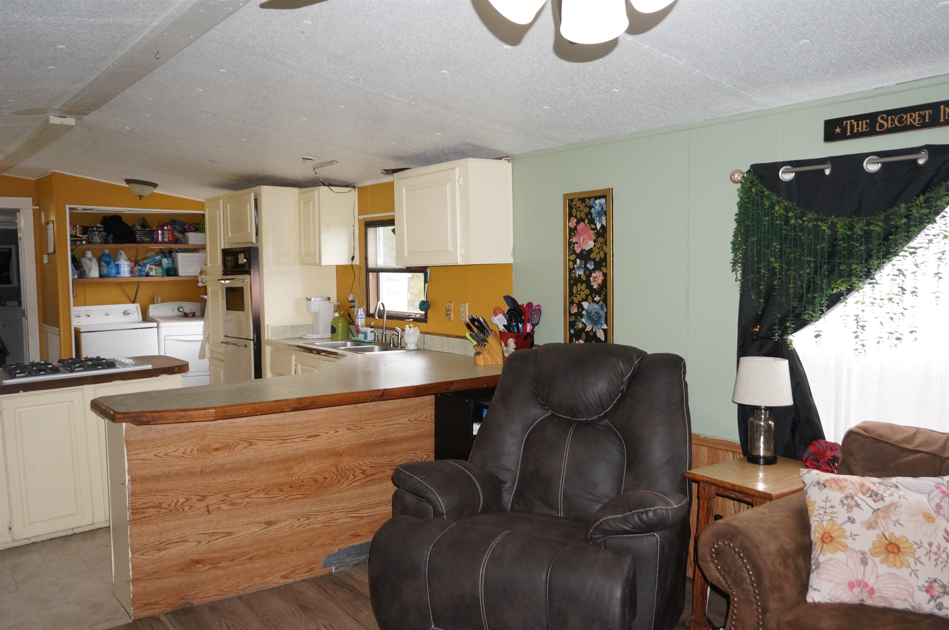 291 East Main Street Lunenburg, VT 05906 - Photo 6 of 17