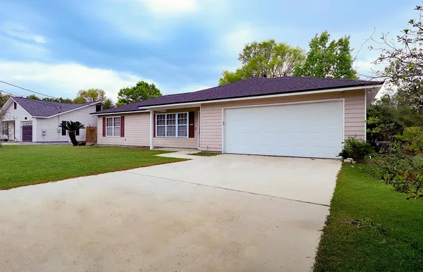 $246,000 | 31 Stevens Drive, Midway, FL 32343