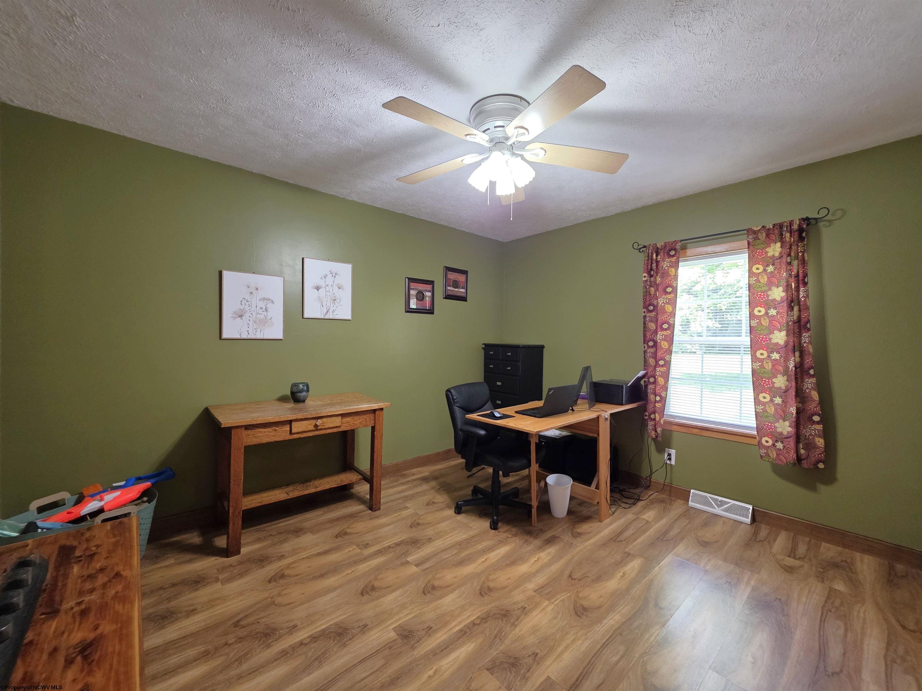 2222 Pleasant Valley Road Fairmont, WV 26554 - Photo 25 of 38 Gallery Image 25
