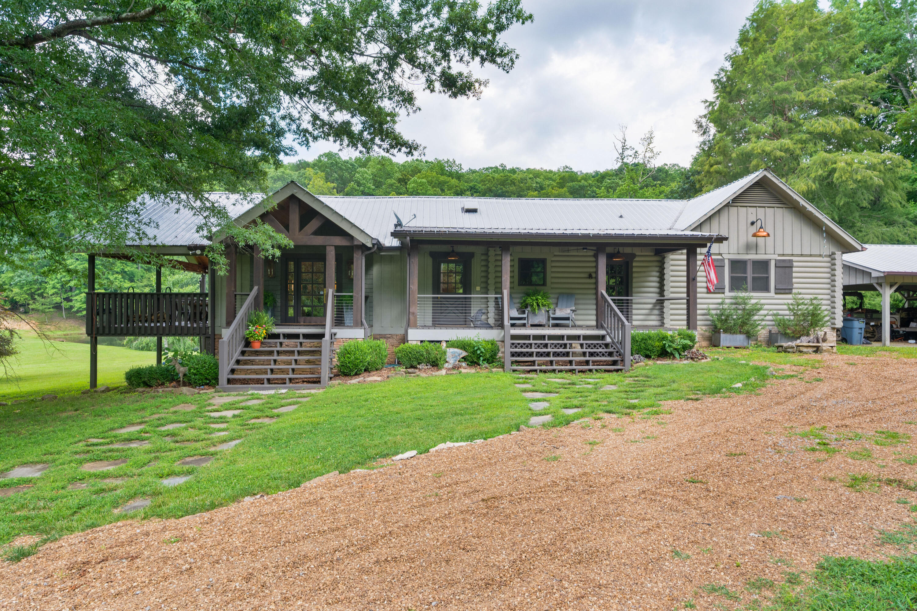 1261 South Cedar Lane Chickamauga, GA 30707 - Photo 11 of 74 32 - 1621 S Cedar - Exterior