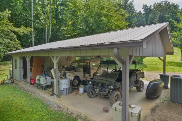 $1,750,000 | 1261 South Cedar Lane, Chickamauga, GA 30707