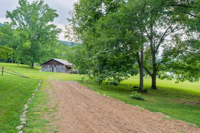 $1,750,000 | 1261 South Cedar Lane, Chickamauga, GA 30707