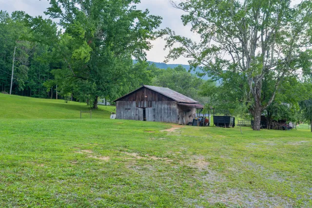 $1,750,000 | 1261 South Cedar Lane, Chickamauga, GA 30707