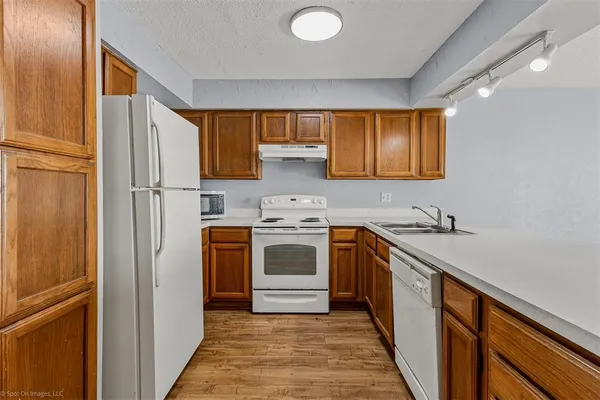 $1,400 | 304 Henry M Chandler Drive, Rockwall, TX 75032