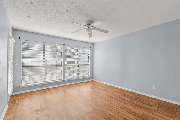 $1,400 | 304 Henry M Chandler Drive, Rockwall, TX 75032