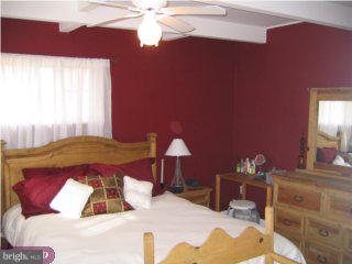 463 Woodhill Road Wayne, PA 19087 - Photo 3 of 6