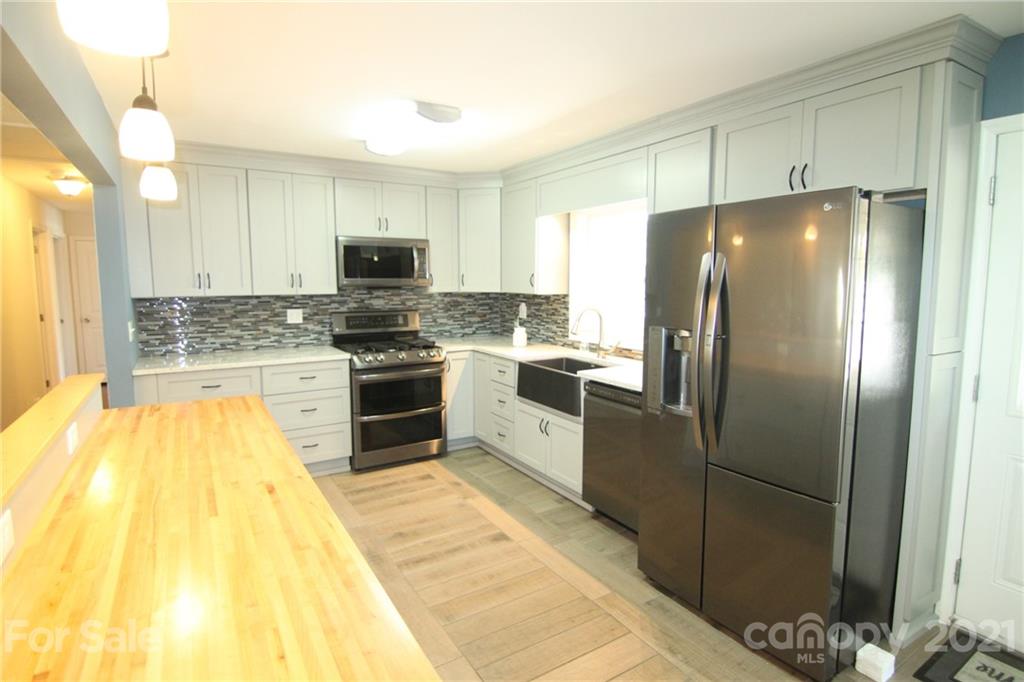 1134 Ratchford Road Dallas, NC 28034 - Photo 16 of 41 Gallery Image 16