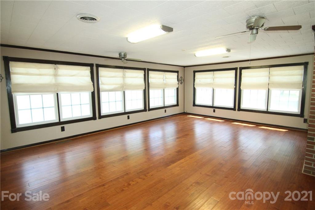 1134 Ratchford Road Dallas, NC 28034 - Photo 20 of 41 Gallery Image 20