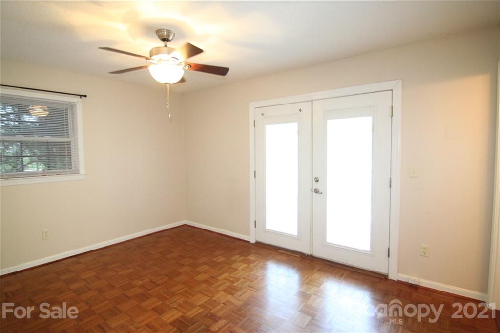 1134 Ratchford Road Dallas, NC 28034 - Photo 29 of 41 Gallery Image 29