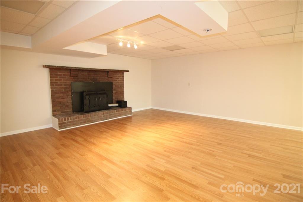 1134 Ratchford Road Dallas, NC 28034 - Photo 38 of 41 Gallery Image 38