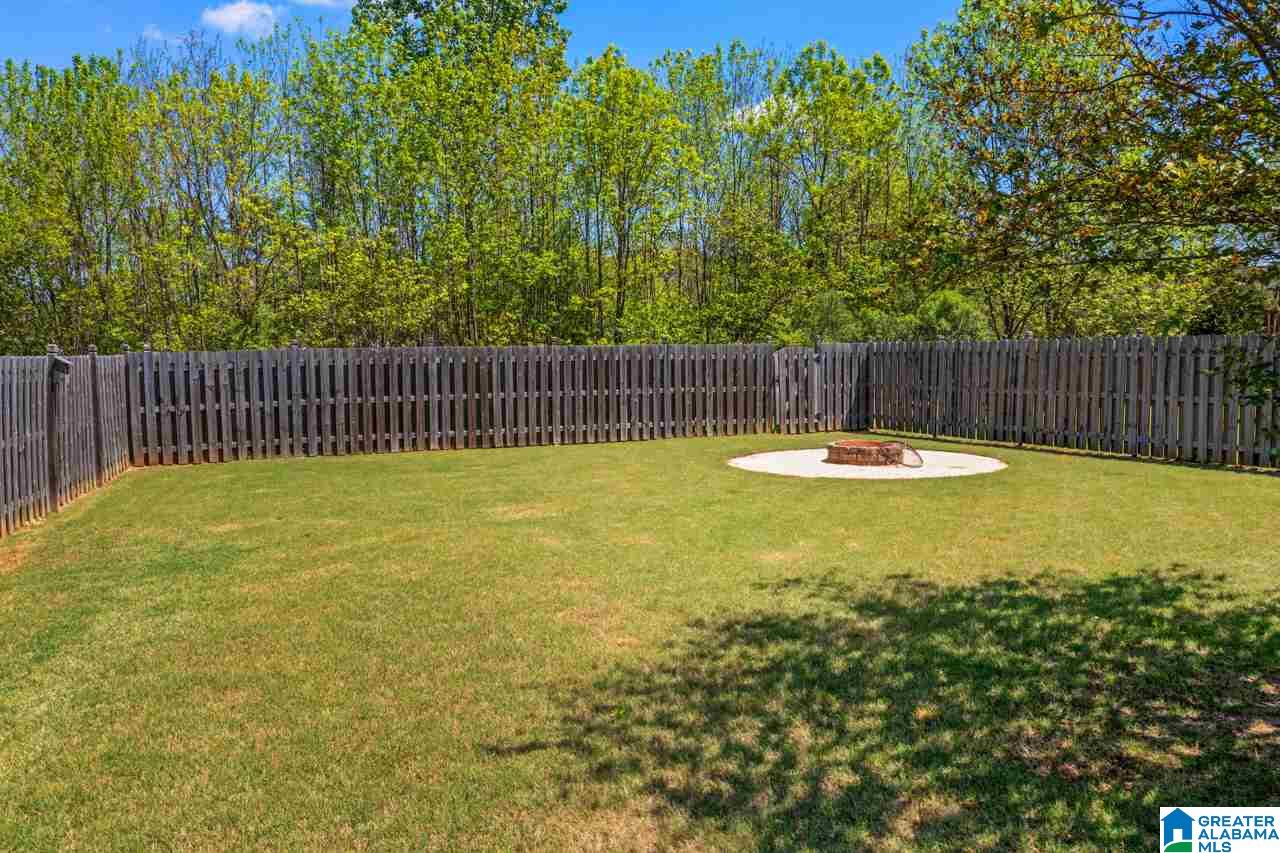 208 Lacey Avenue Alabaster, AL 35114 - Photo 7 of 35