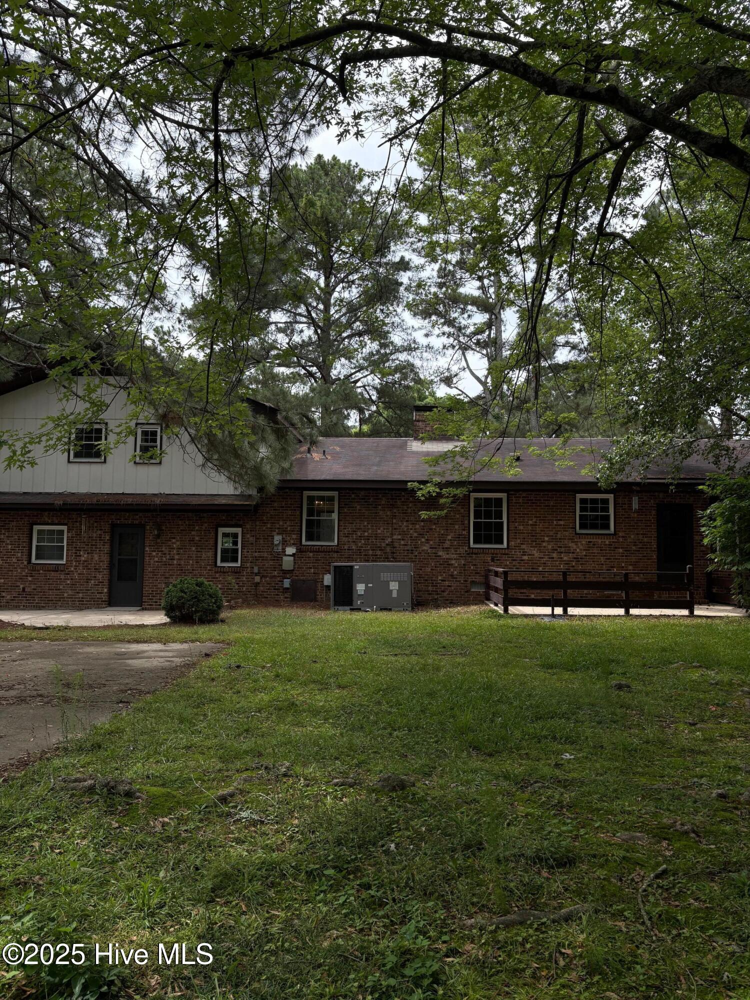 1102 Raleigh Rd Parkway West Wilson, NC 27896 - Photo 22 of 23 IMG_5267