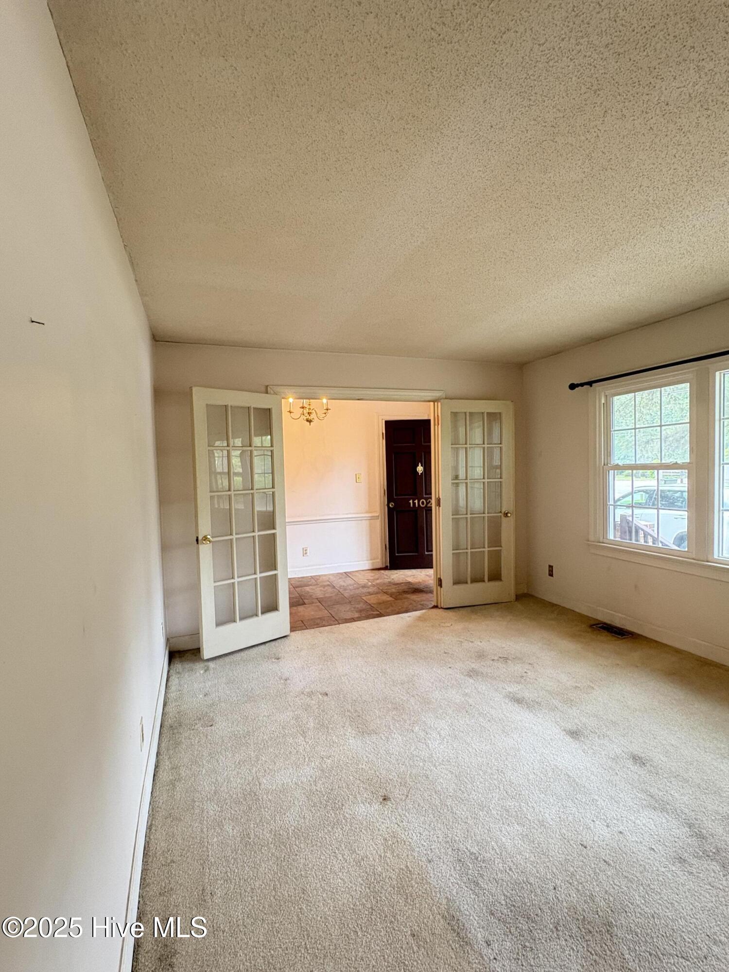 1102 Raleigh Rd Parkway West Wilson, NC 27896 - Photo 3 of 23 IMG_5239