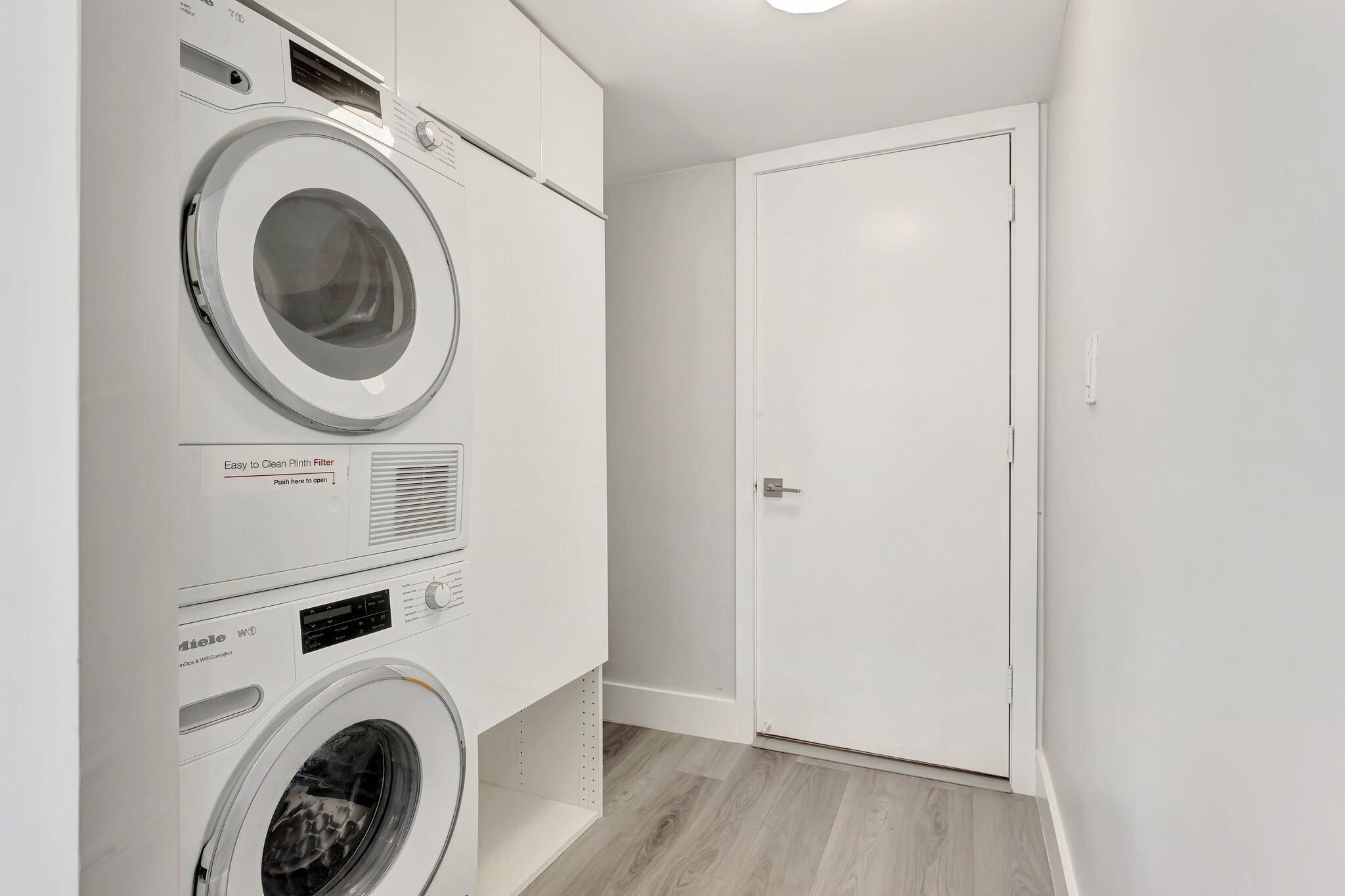 1180 South Ocean Boulevard, Unit 15B Boca Raton, FL 33432 - Photo 25 of 32 Laundry Area