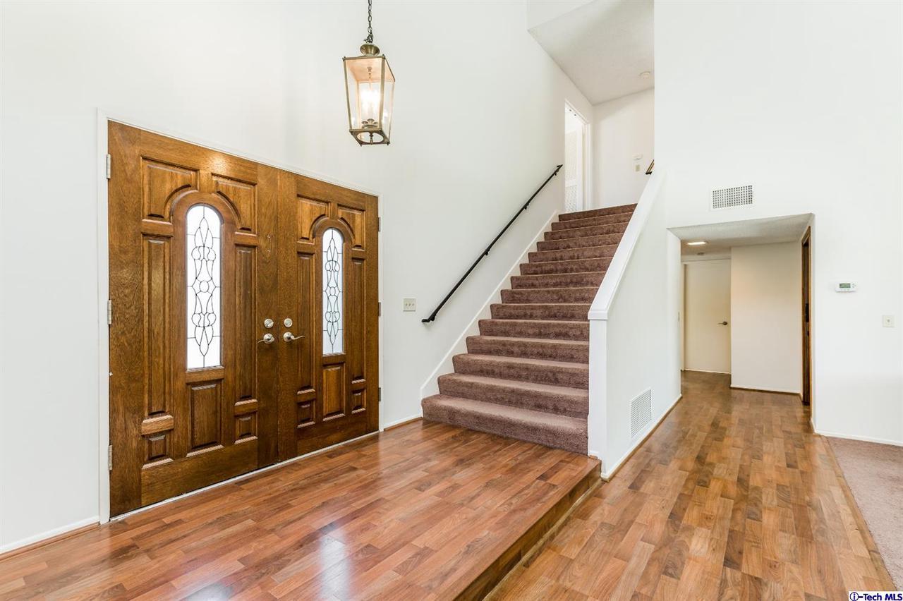 421 Dover Circle Brea, CA 92821 - Photo 4 of 51