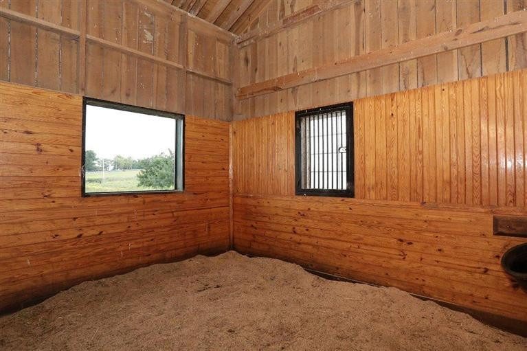 284 Escondida Road Paris, KY 40361 - Photo 11 of 22 Photo 11