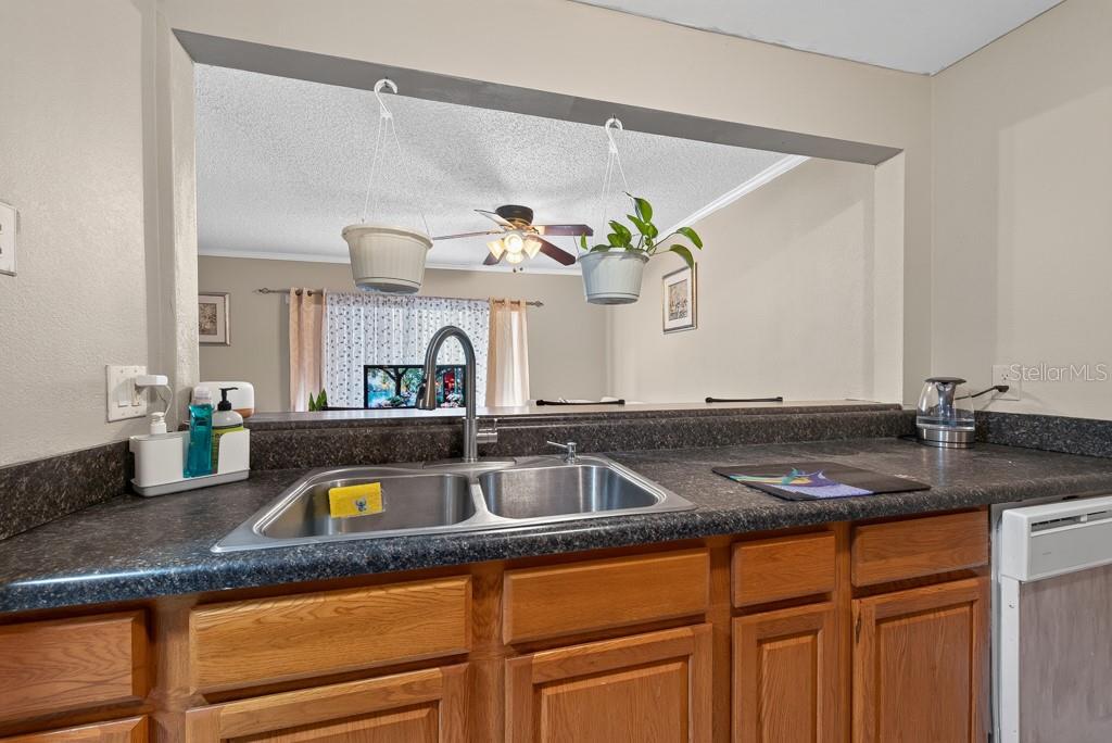 1409 Alpine Road, Unit 10 Clearwater, FL 33755 - Photo 16 of 36 Gallery Image 16