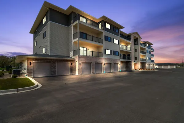$255,000 | 2034 West 75th Place, Unit 31, Merrillville, IN 46410