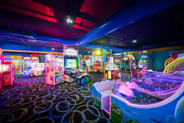 $119,900 | 7020 Grand Geneva Way, Unit 345, Lake Geneva, WI 53147