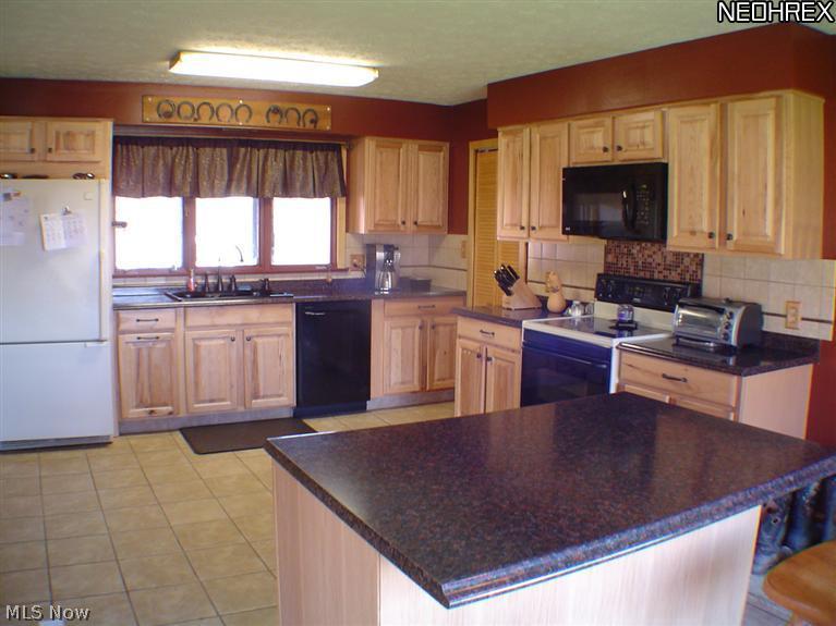 1435 Notman Road Deerfield, OH 44411 - Photo 10 of 18 Gallery Image 10