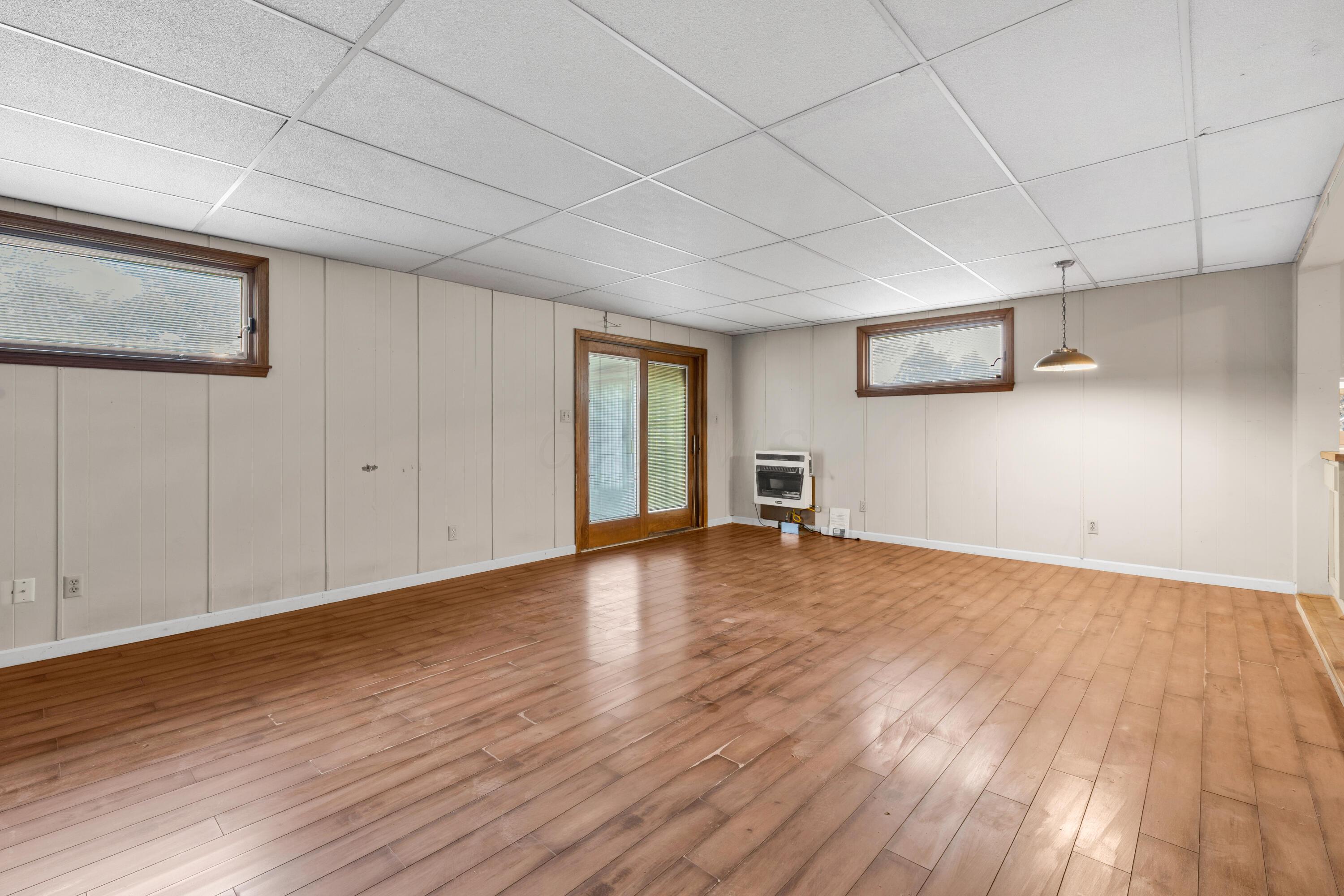 6747 Merwin Road Columbus, OH 43235 - Photo 14 of 36 Family Rm 2