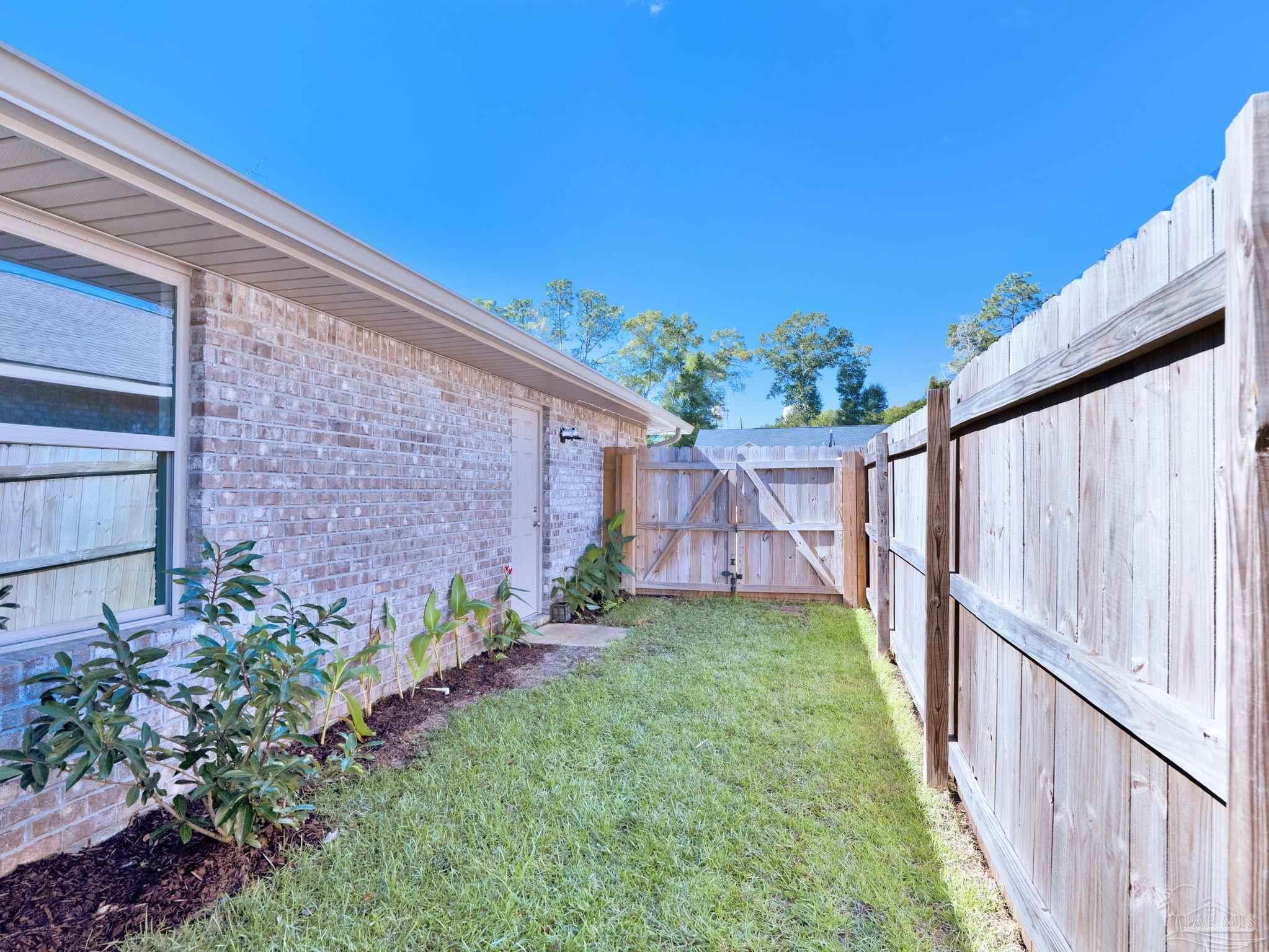 5956 Parsonage Circle Milton, FL 32570 - Photo 12 of 66