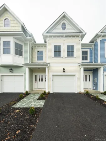 $979,000 | 17 Henry Street, Unit 3, Beacon, NY 12508