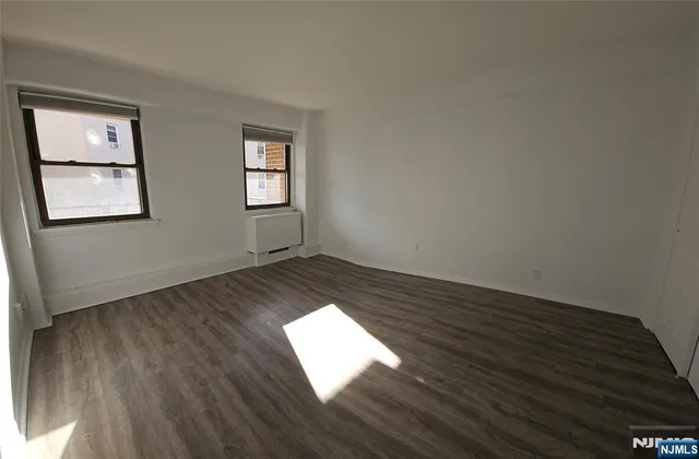 $375,000 | 8800 Boulevard East, Unit 4B, North Bergen, NJ 07047