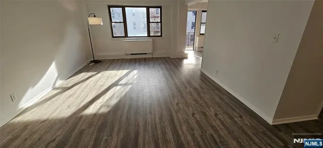 $375,000 | 8800 Boulevard East, Unit 4B, North Bergen, NJ 07047