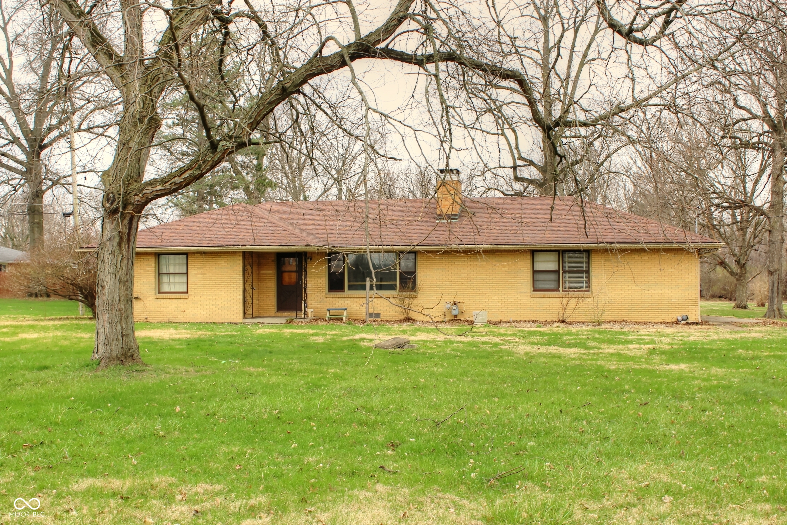 1035 Scatterfield Road Anderson, IN 46012 - Photo 1 of 12 Gallery Image 1