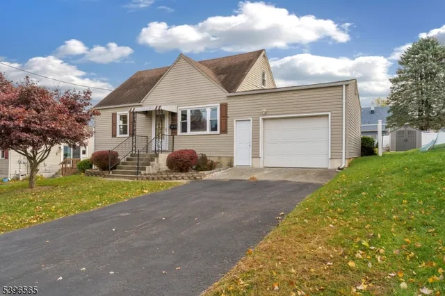 $344,000 | 133 Elmhurst Drive, Phillipsburg, NJ 08865